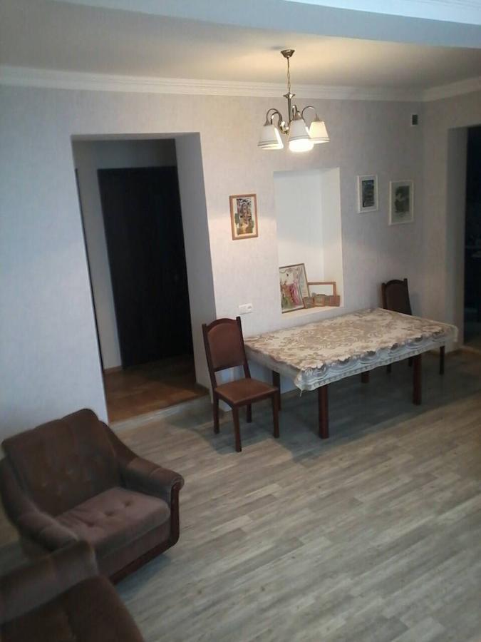 Room 4 U Sighnaghi Exteriör bild